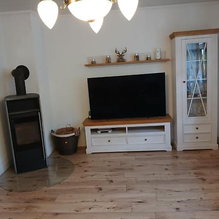 Familienfreundliches-Luxus-Bahnwaerterhaus Villa Шилтах Екстериор снимка