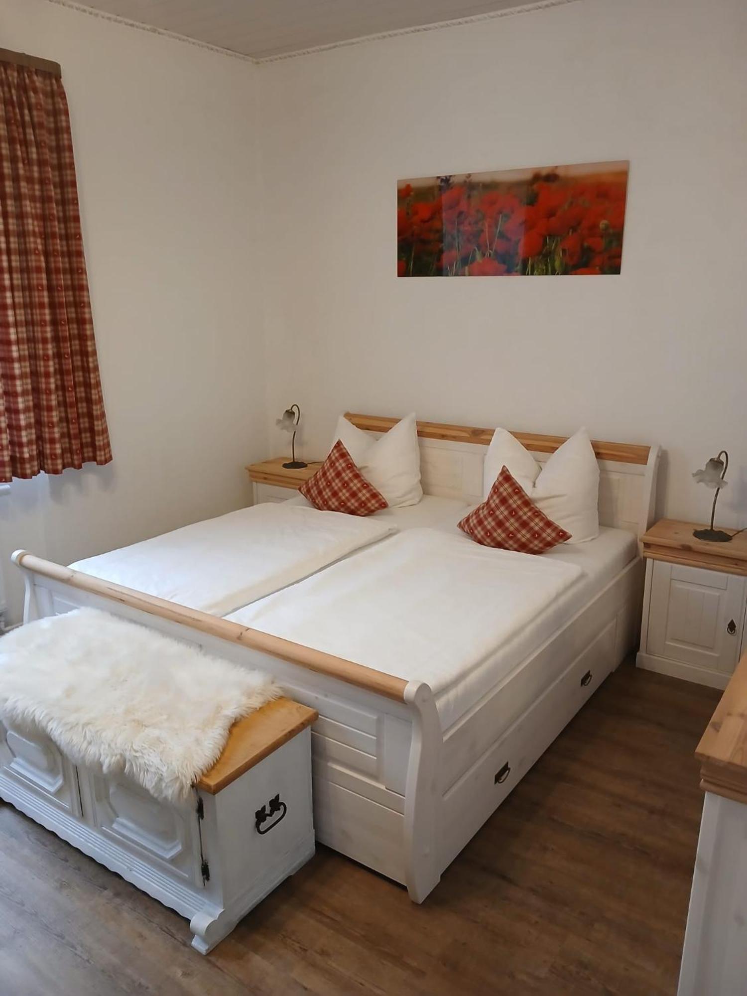 Familienfreundliches-Luxus-Bahnwaerterhaus Villa Шилтах Екстериор снимка